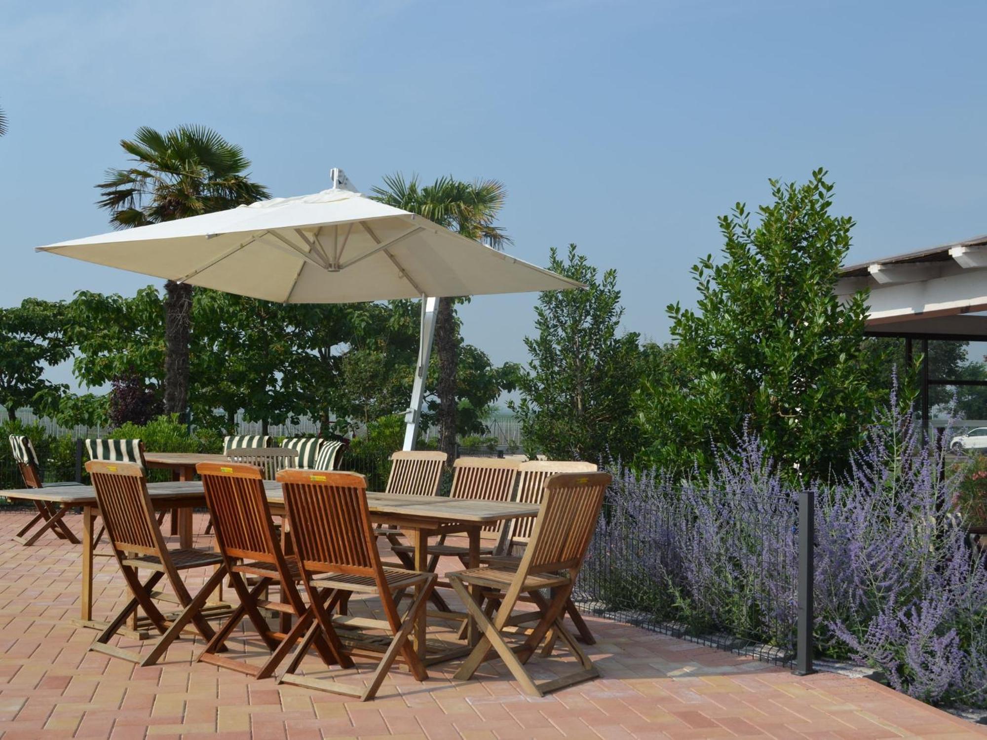 Characteristic Apartment In Codigoro With Pool Εξωτερικό φωτογραφία